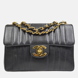 Chanel: Чёрная сумка 