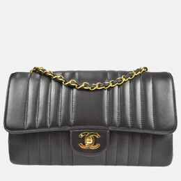 Chanel: Чёрная сумка 