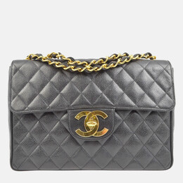 Chanel: Чёрная сумка 