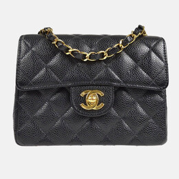 Chanel: Чёрная сумка 