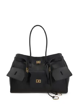 Balenciaga: Чёрная сумка 