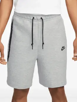 Nike: Шорты  Tech с принтом