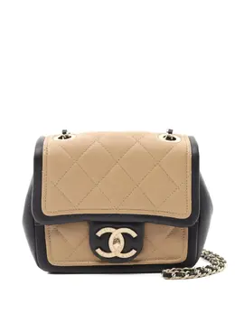 CHANEL Pre-Owned: Бежевая сумка 