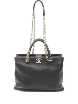 CHANEL Pre-Owned: Чёрная сумка 