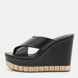 Salvatore Ferragamo: Чёрные сандалии 