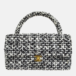 Chanel: Чёрная сумка 