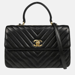 Chanel: Чёрная сумка 