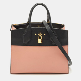 Louis Vuitton: Чёрная сумка 