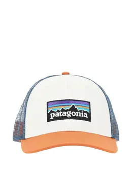 Patagonia: Белая кепка 