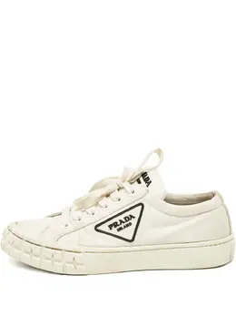 Prada Pre-Owned: Белые кроссовки 