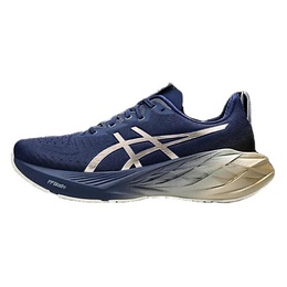 ASICS: Синие кроссовки  Novablast