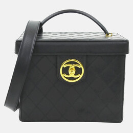 Chanel: Чёрная сумка 