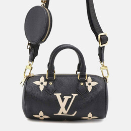 Louis Vuitton: Чёрная сумка  Papillon