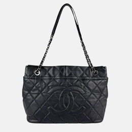Chanel: Чёрная сумка 