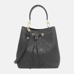 Louis Vuitton: Чёрная сумка 
