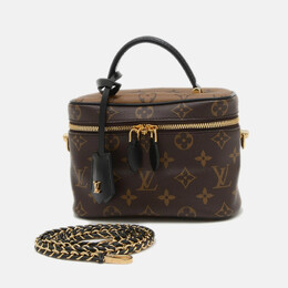 Louis Vuitton: Чёрная сумка 