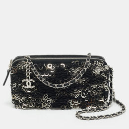 Chanel: Чёрный клатч 