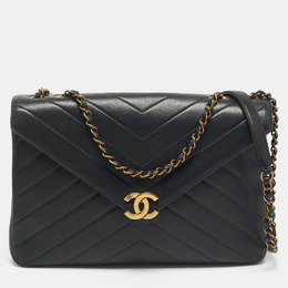 Chanel: Чёрная сумка 