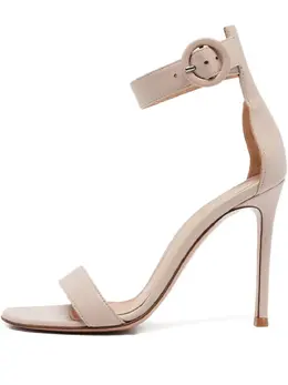 Gianvito Rossi: Бежевые босоножки 