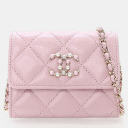 Chanel: Розовый картхолдер 