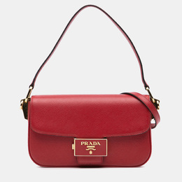 Prada: Красная сумка 