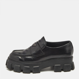 Prada: Чёрные туфли 