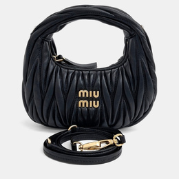 Miu Miu: Чёрная сумка 