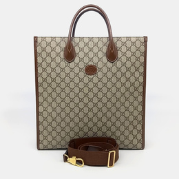 Gucci: Бежевая сумка-шоппер  Interlocking G
