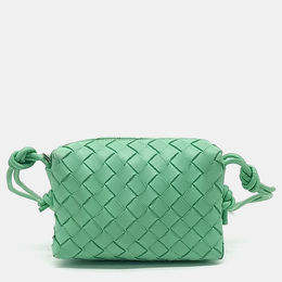 Bottega Veneta: Зелёная сумка  Camera