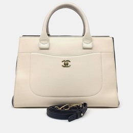 Chanel: Бежевая сумка 