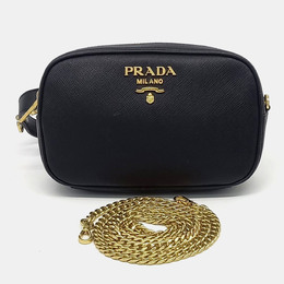 Prada: Чёрная сумка через плечо 