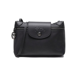 LONGCHAMP: Чёрная сумка  Le Pliage