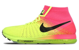 Nike: Розовые кроссовки  Flyknit