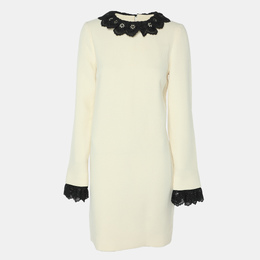 Victoria Beckham: Чёрное платье 