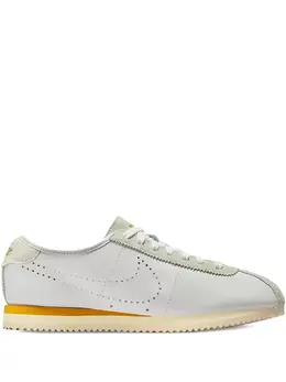 Nike: Светлые кроссовки  Cortez
