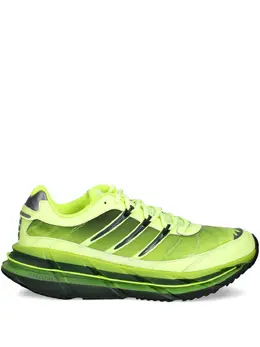 adidas: Зелёные кроссовки 