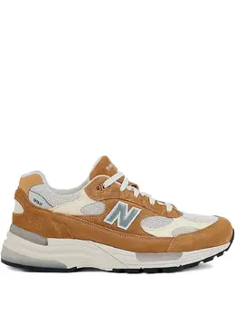New Balance: Коричневые кроссовки  992