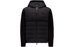 Moncler: Чёрная куртка 