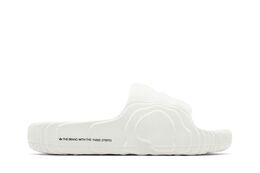 Adidas: Белые шлёпанцы  Adilette