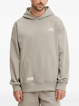 adidas: Толстовка с принтом 