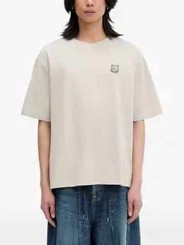 Maison Kitsuné: Светлая футболка 