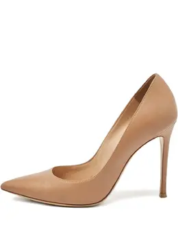 Gianvito Rossi: Бежевые туфли 