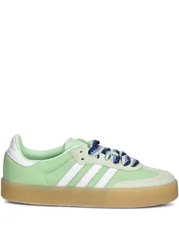 adidas: Зелёные кроссовки 