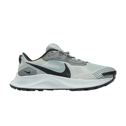 Nike: Серые кроссовки  Pegasus Trail 3