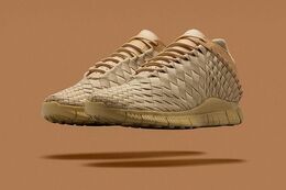 Nike: Коричневые кроссовки  Tech