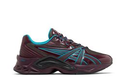 Asics: Красные кроссовки 