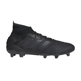 Adidas: Чёрные кроссовки  Predator