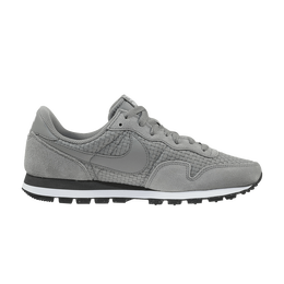 Nike: Серые кроссовки  Air Pegasus 83