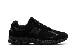 New Balance: Чёрные кроссовки  2002R