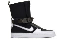 Nike: Чёрные кроссовки  Air Force
